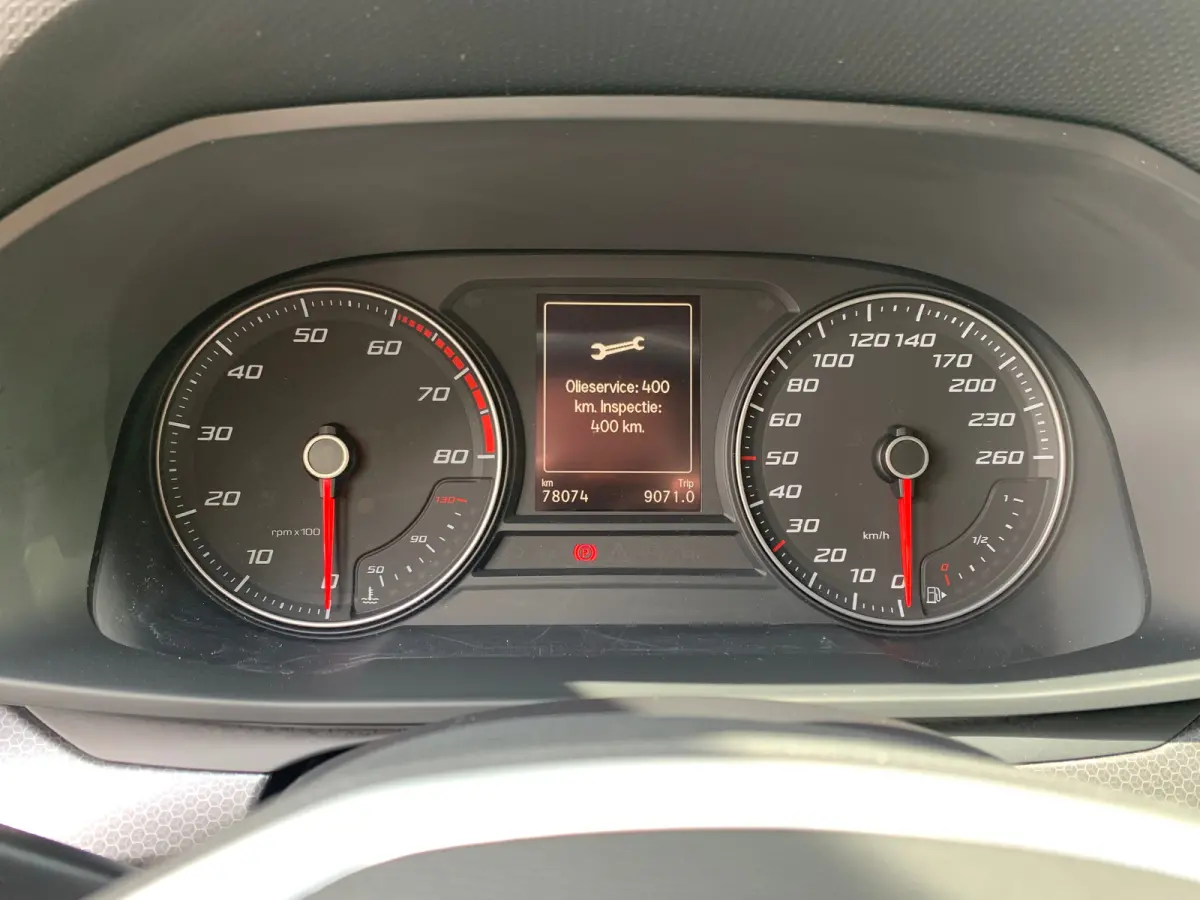 1.0 TSI Reference Airco | AppleCarplay/ Android Auto | All-seasonbanden | Cruise Control | DAB | LED | LMV 16" |
