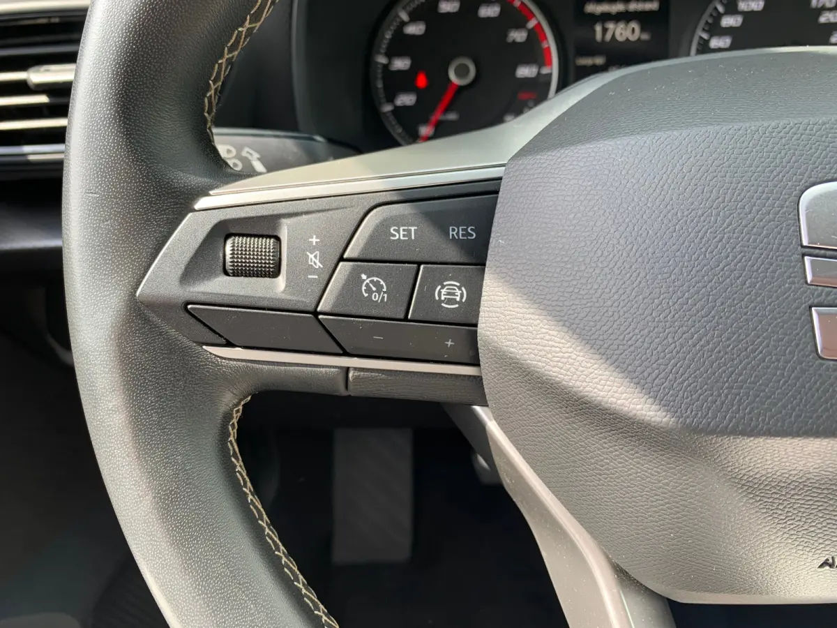 1.0 TSI Reference Airco | AppleCarplay/ Android Auto | All-seasonbanden | Cruise Control | DAB | LED | LMV 16" |
