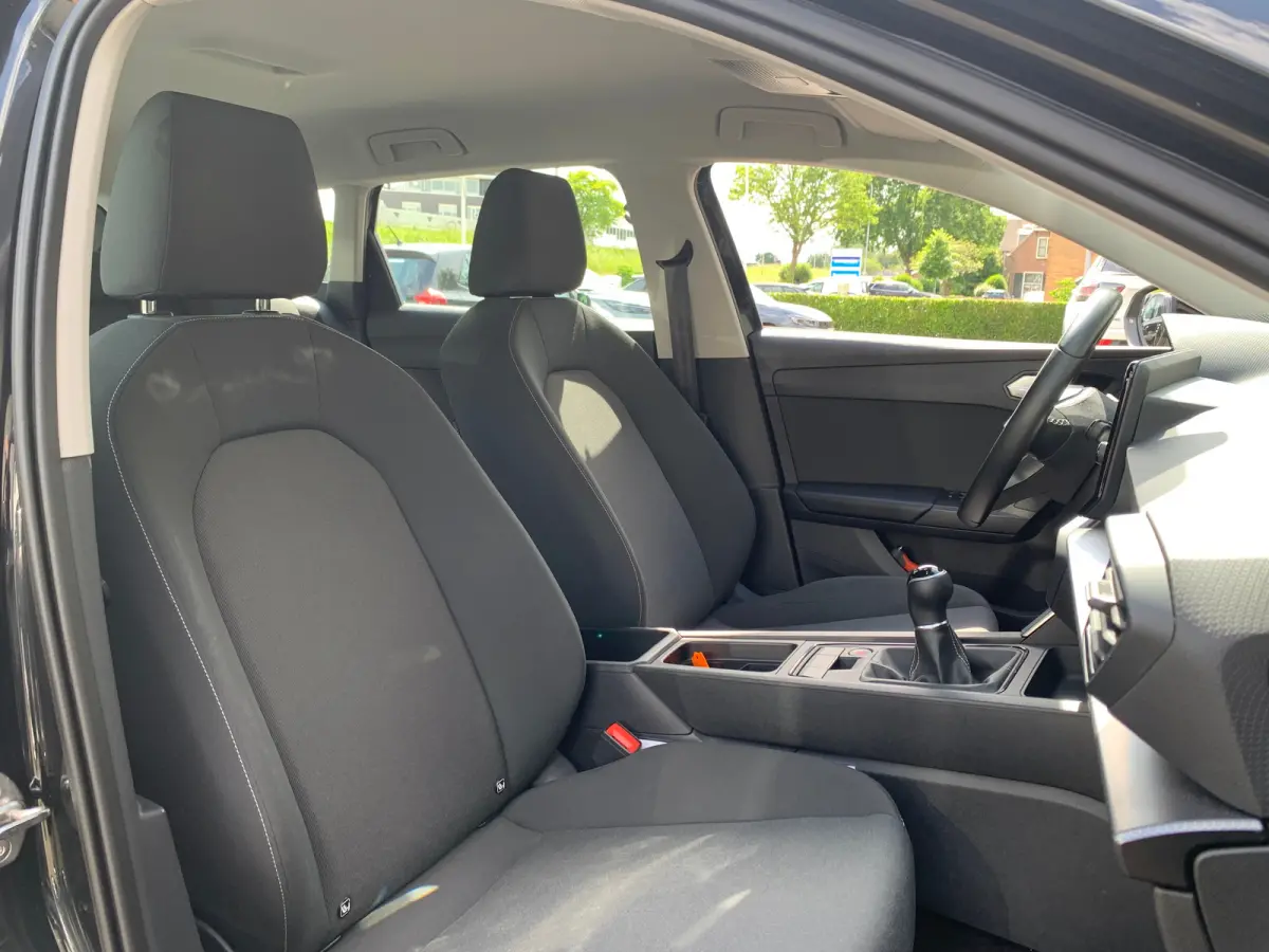 1.0 TSI Reference Airco | AppleCarplay/ Android Auto | All-seasonbanden | Cruise Control | DAB | LED | LMV 16" |