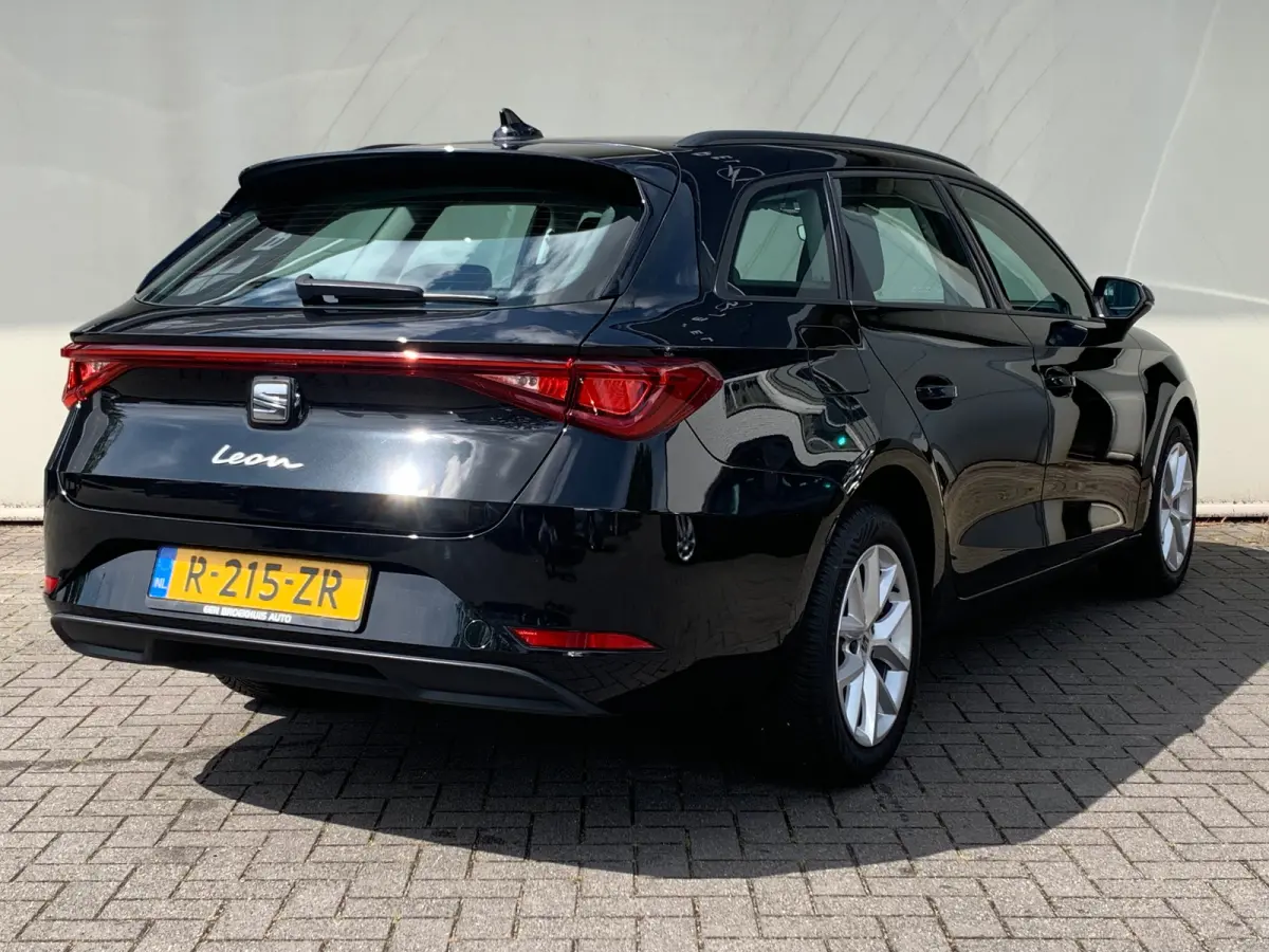 1.0 TSI Reference Airco | AppleCarplay/ Android Auto | All-seasonbanden | Cruise Control | DAB | LED | LMV 16" |