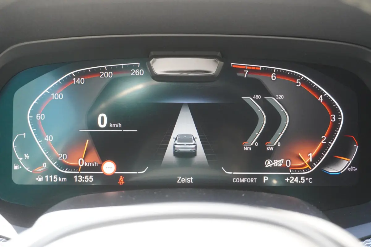 xDrive40i | M Sportpakket | High Executive | Trekhaak met elektrisch wegklapbare kogel | Glazen panoramadak | Harman Kardon Surround Sound Systeem | Soft Close Automatic portieren