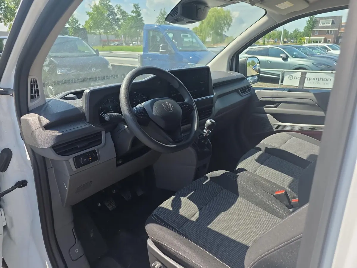 2.0 TDI L2H1 30 | Airco | Trekhaakvoorbereiding | Achterdeuren |