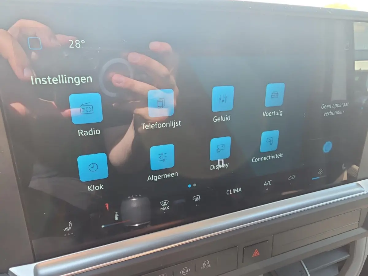 2.0 TDI L2H1 30 | Airco | Trekhaakvoorbereiding | Achterdeuren |