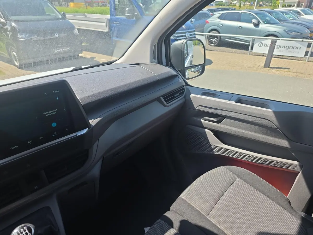 2.0 TDI L2H1 30 | Airco | Trekhaakvoorbereiding | Achterdeuren |