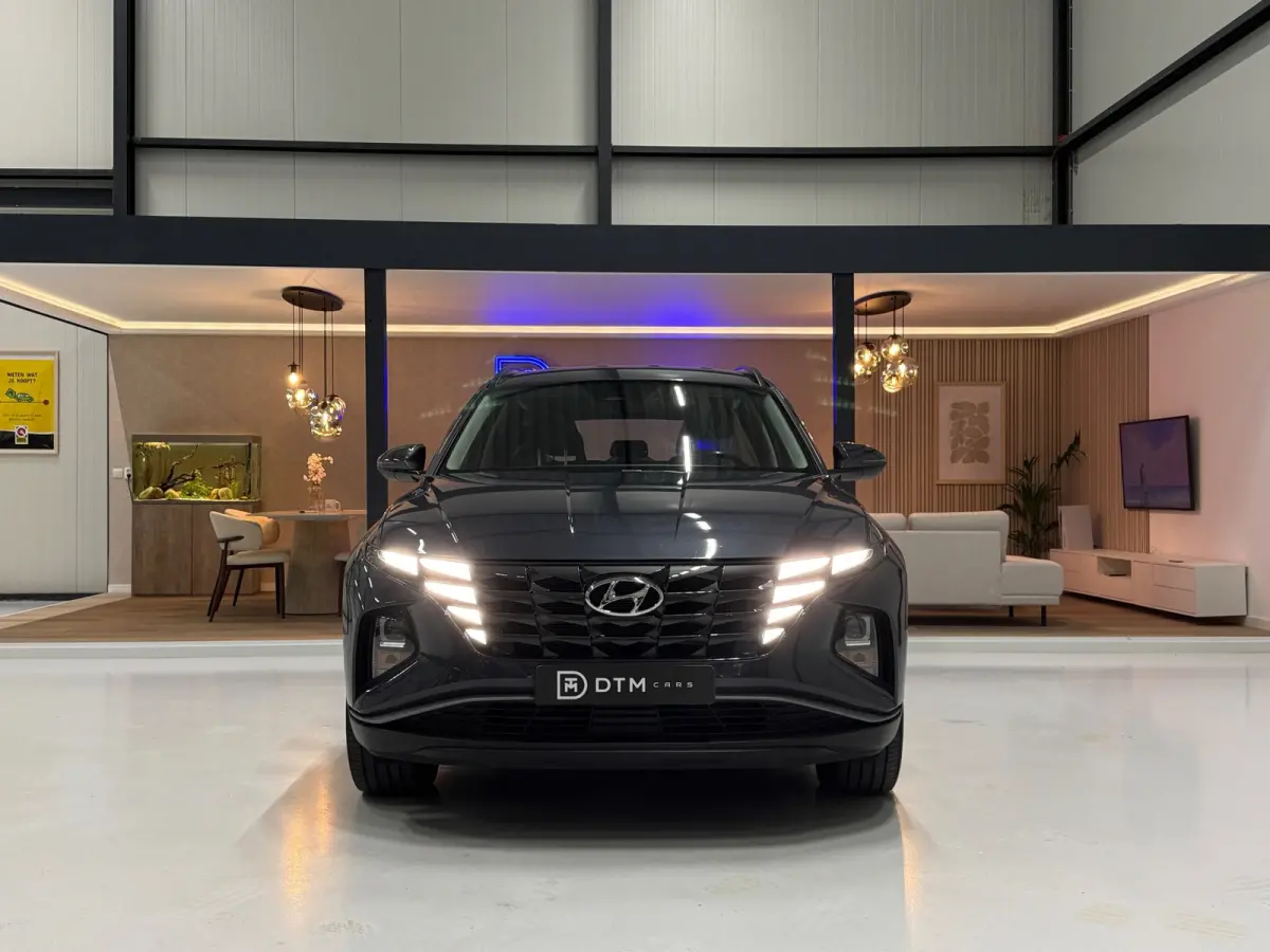 1.6 Plug-in Hybrid 265pk Vierwielaandrijving Automaat | Trekhaak | Camera| Adaptive Cruise | Lane assist