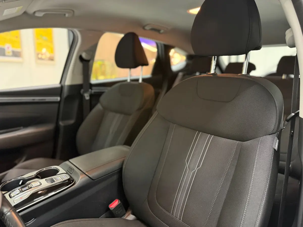1.6 Plug-in Hybrid 265pk Vierwielaandrijving Automaat | Trekhaak | Camera| Adaptive Cruise | Lane assist
