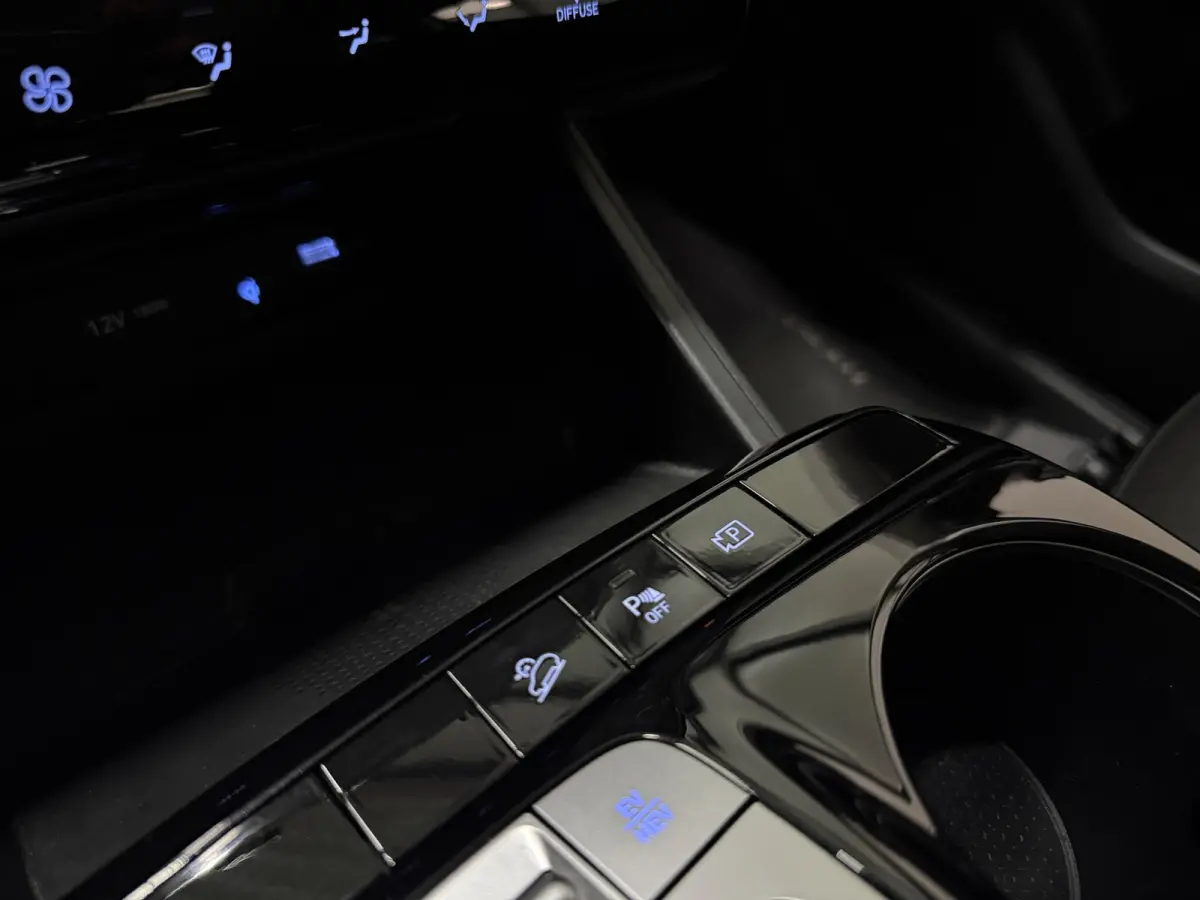 1.6 Plug-in Hybrid 265pk Vierwielaandrijving Automaat | Trekhaak | Camera| Adaptive Cruise | Lane assist