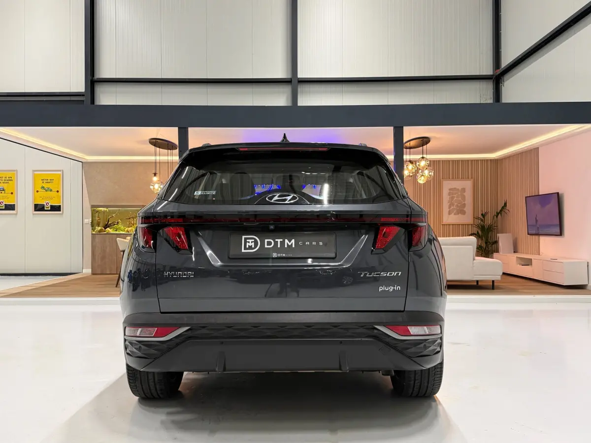 1.6 Plug-in Hybrid 265pk Vierwielaandrijving Automaat | Trekhaak | Camera| Adaptive Cruise | Lane assist