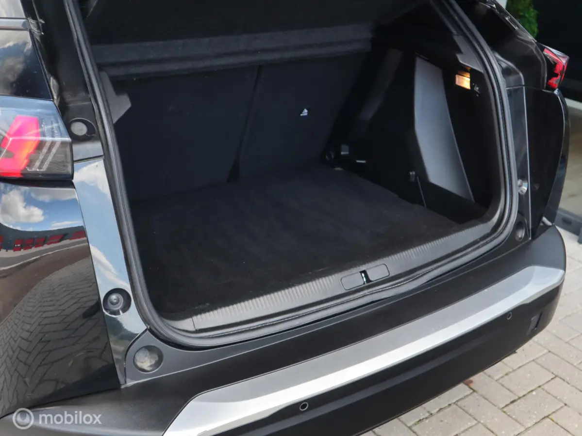 1.2 PT Allure Navi|Camera|3D Cockpit|LED|1/2Leer|Carplay|DonkerGlas