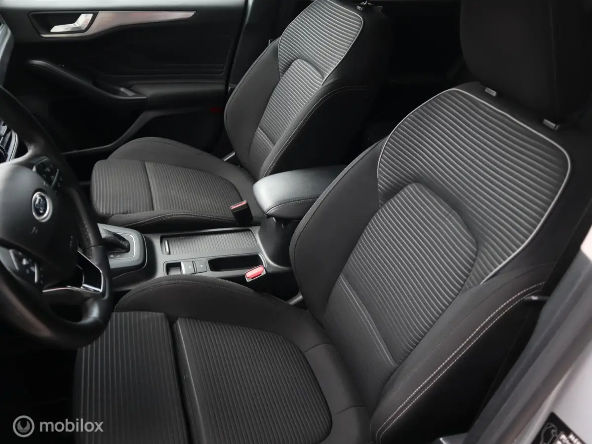 EcoBoost 155 PK Hybrid MHEV AUTOMAAT (FACELIFT MODEL) Titanium X Navi|Trekhaak|LED|Camera|DAB|DonkerGlas|17"LMV