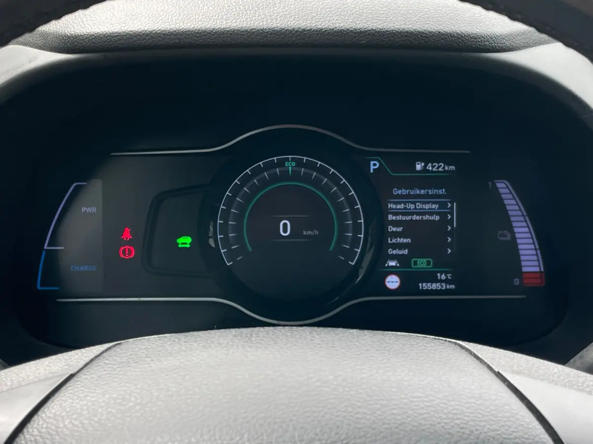 EV Premium 64 kWh SOH100%|1E EIG DEALEROND|STOEL.VRM+VERKOELING|LEER|KEYLESSGO|HEADUP|STUUR.VRM|LANE ASS|ADAPT.CRUISE