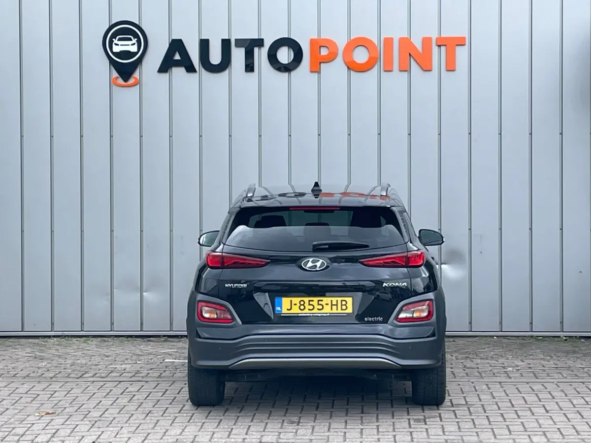 EV Premium 64 kWh SOH100%|1E EIG DEALEROND|STOEL.VRM+VERKOELING|LEER|KEYLESSGO|HEADUP|STUUR.VRM|LANE ASS|ADAPT.CRUISE