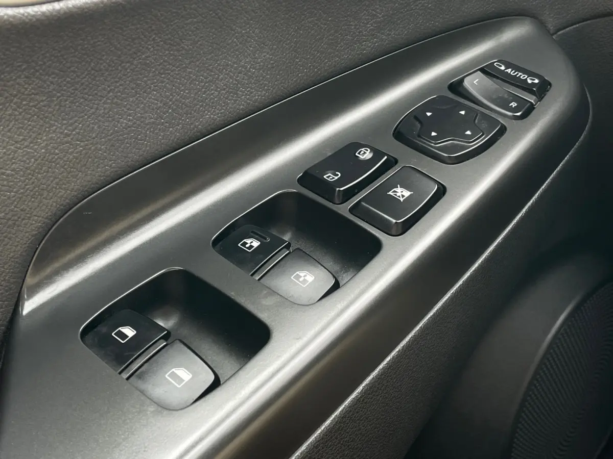 EV Premium 64 kWh SOH100%|1E EIG DEALEROND|STOEL.VRM+VERKOELING|LEER|KEYLESSGO|HEADUP|STUUR.VRM|LANE ASS|ADAPT.CRUISE