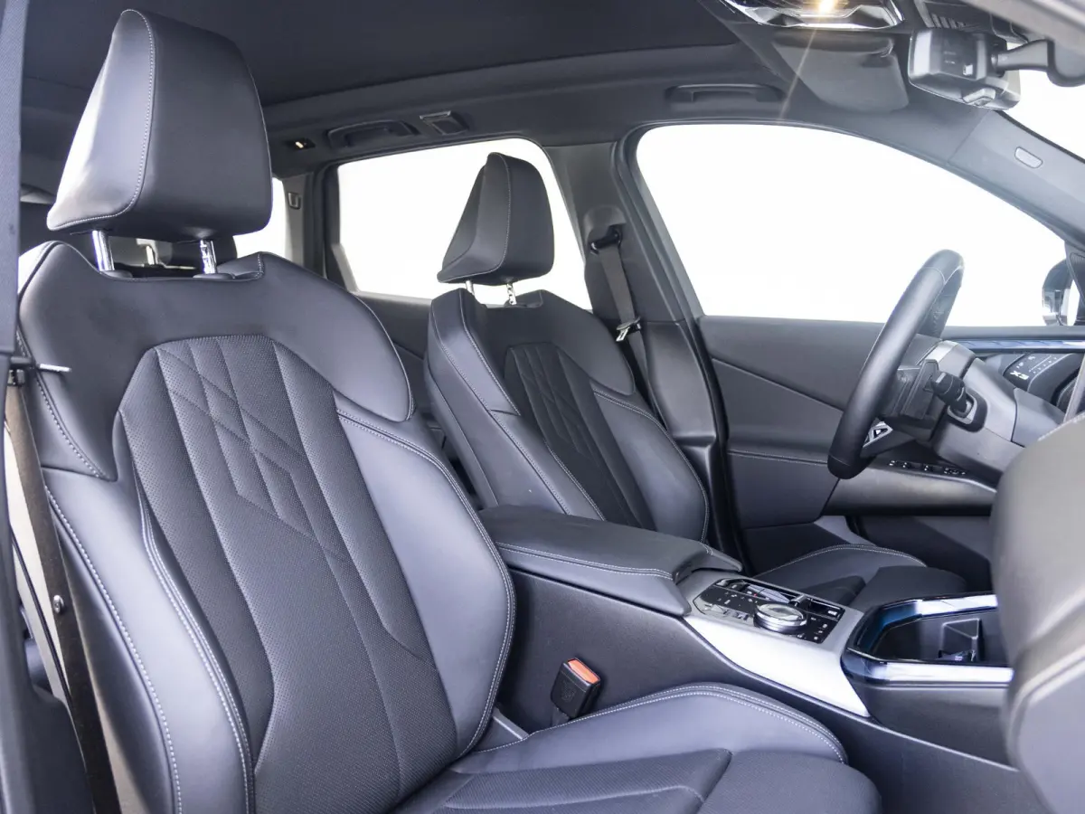 xDrive30e | M Sportpakket | Premium Pack | Comfort Access | 20 inch | Trekhaak | Glazen panoramadak | Harman Kardon