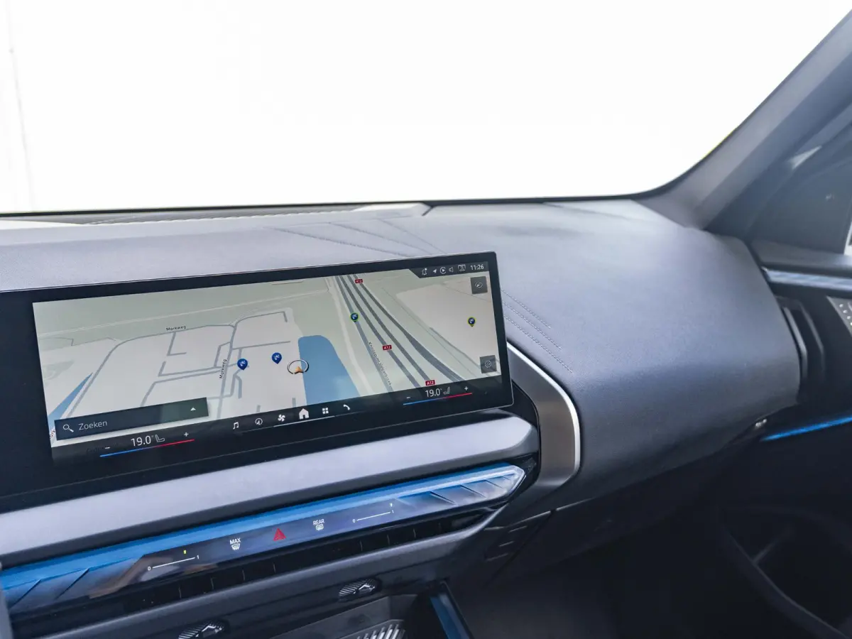 xDrive30e | M Sportpakket | Premium Pack | Comfort Access | 20 inch | Trekhaak | Glazen panoramadak | Harman Kardon