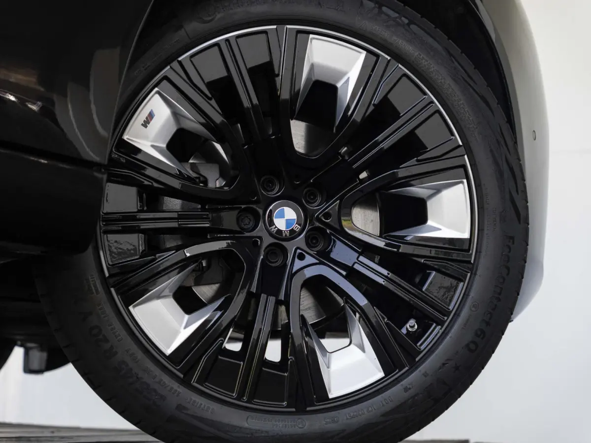 xDrive30e | M Sportpakket | Premium Pack | Comfort Access | 20 inch | Trekhaak | Glazen panoramadak | Harman Kardon