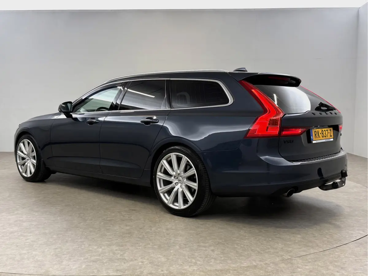 2.0 T5 90th Anniversary Edition | LPG | Virtual | Camera | Carplay | Trekhaak | Cruise | NAP