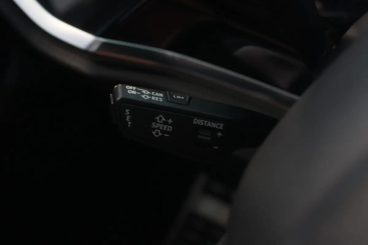 35 TFSI S-Line Trekhaak | LED Matrix | Carplay | Adapt. Cruise | Navi | Bluetooth | Sportstoelen | 18" LMV | PDC V+A