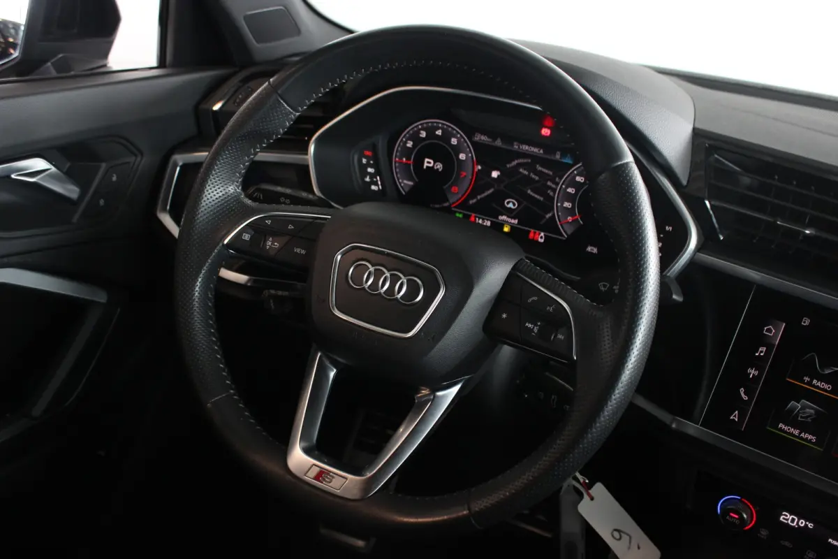 35 TFSI S-Line Trekhaak | LED Matrix | Carplay | Adapt. Cruise | Navi | Bluetooth | Sportstoelen | 18" LMV | PDC V+A