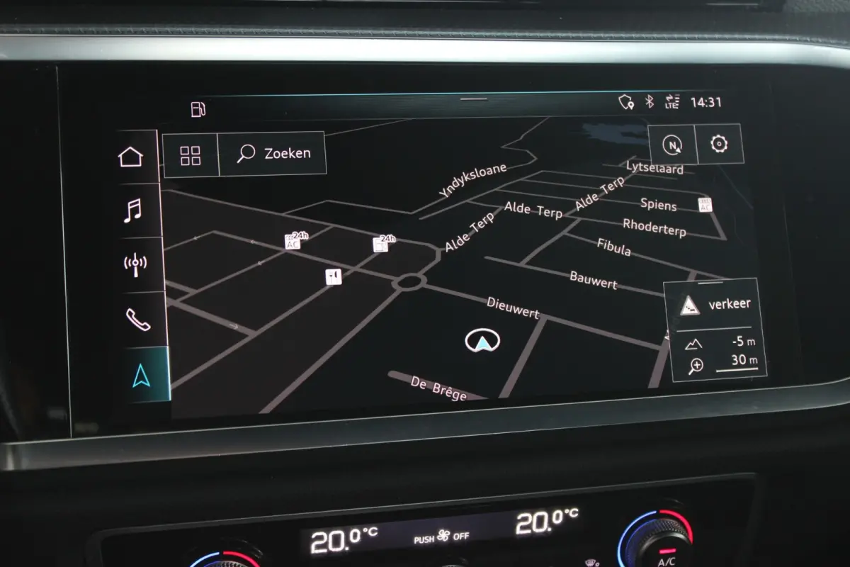 35 TFSI S-Line Trekhaak | LED Matrix | Carplay | Adapt. Cruise | Navi | Bluetooth | Sportstoelen | 18" LMV | PDC V+A