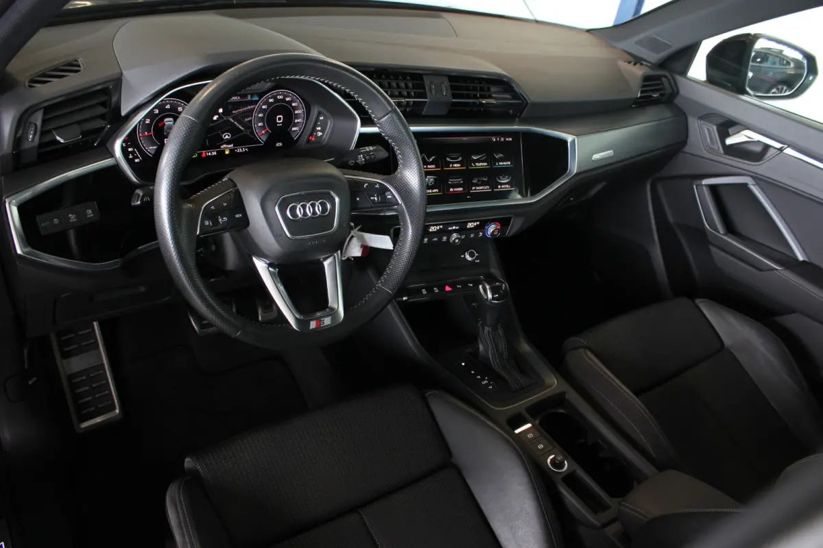35 TFSI S-Line Trekhaak | LED Matrix | Carplay | Adapt. Cruise | Navi | Bluetooth | Sportstoelen | 18" LMV | PDC V+A