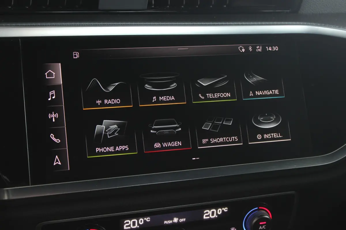 35 TFSI S-Line Trekhaak | LED Matrix | Carplay | Adapt. Cruise | Navi | Bluetooth | Sportstoelen | 18" LMV | PDC V+A