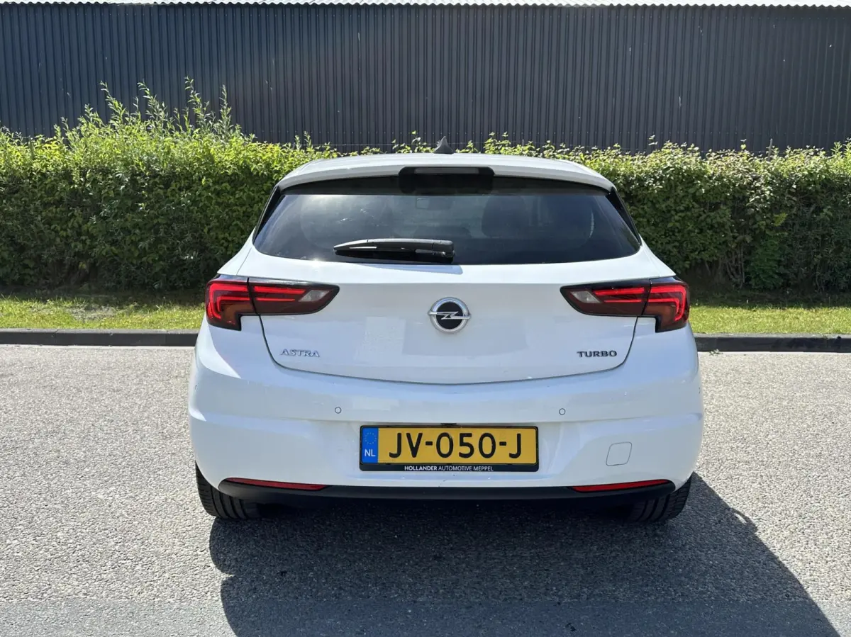 1.4 Innovation, Camera, PDC, Carplay, OpelEye etc
