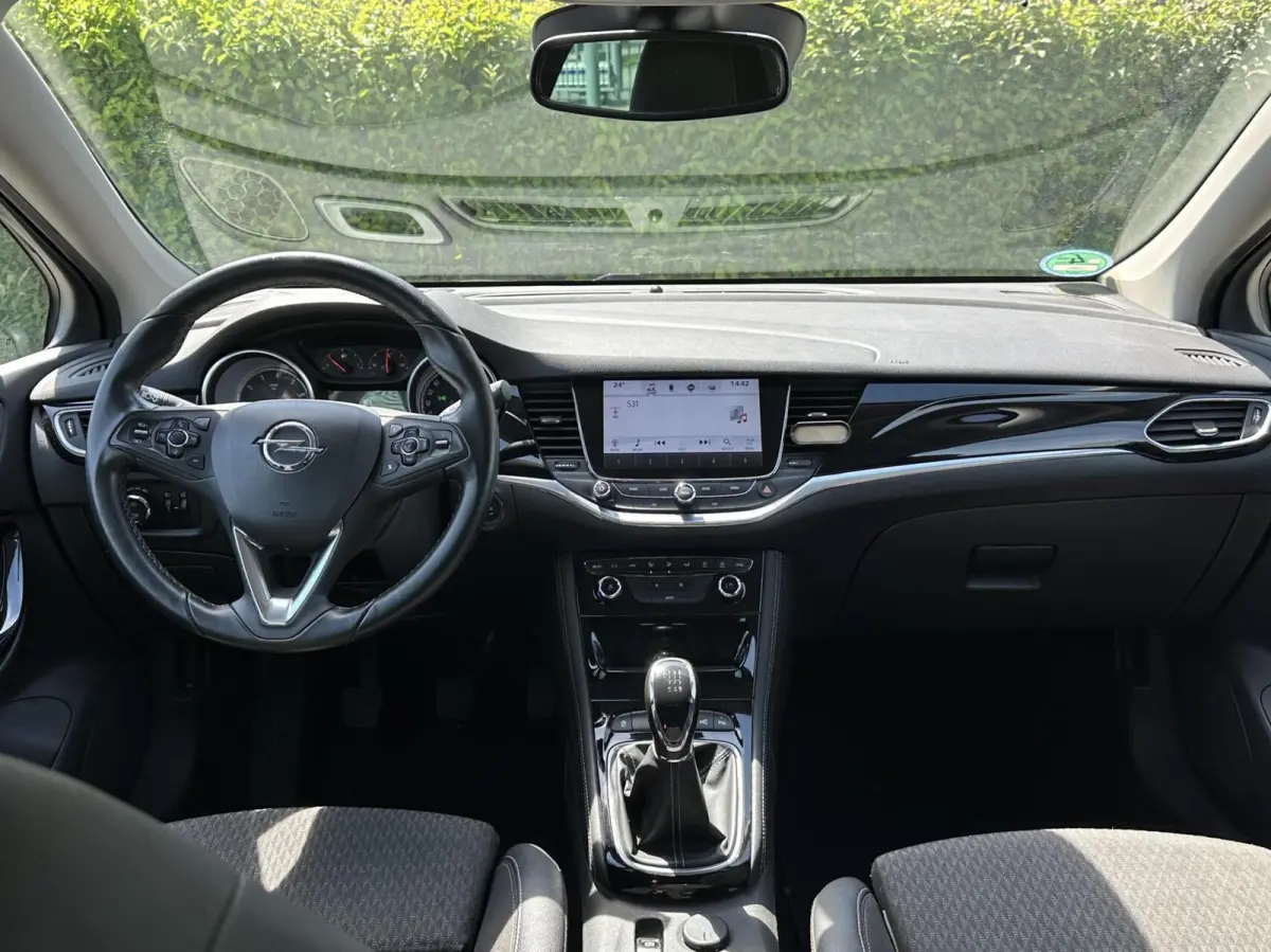 1.4 Innovation, Camera, PDC, Carplay, OpelEye etc