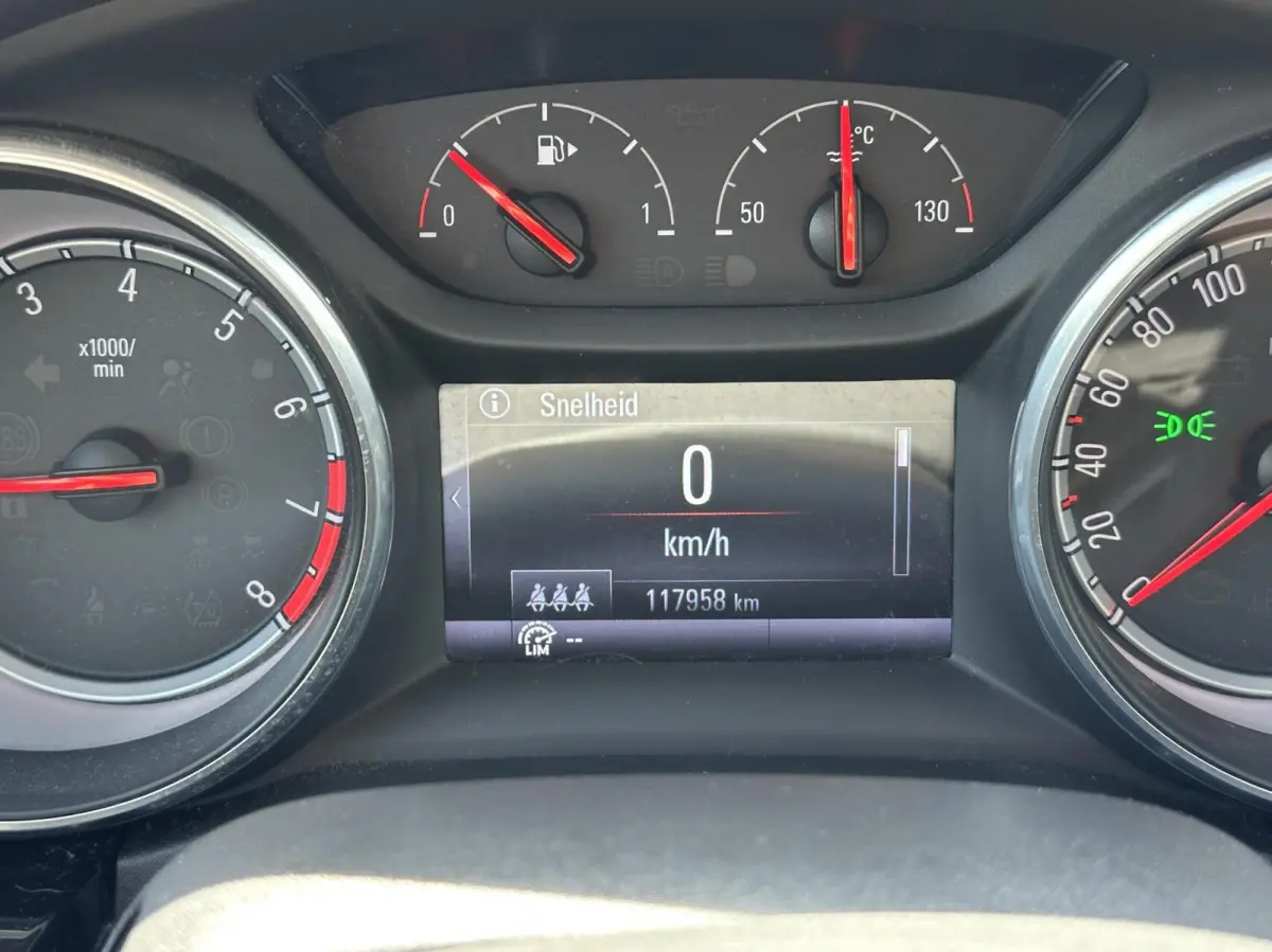 1.4 Innovation, Camera, PDC, Carplay, OpelEye etc