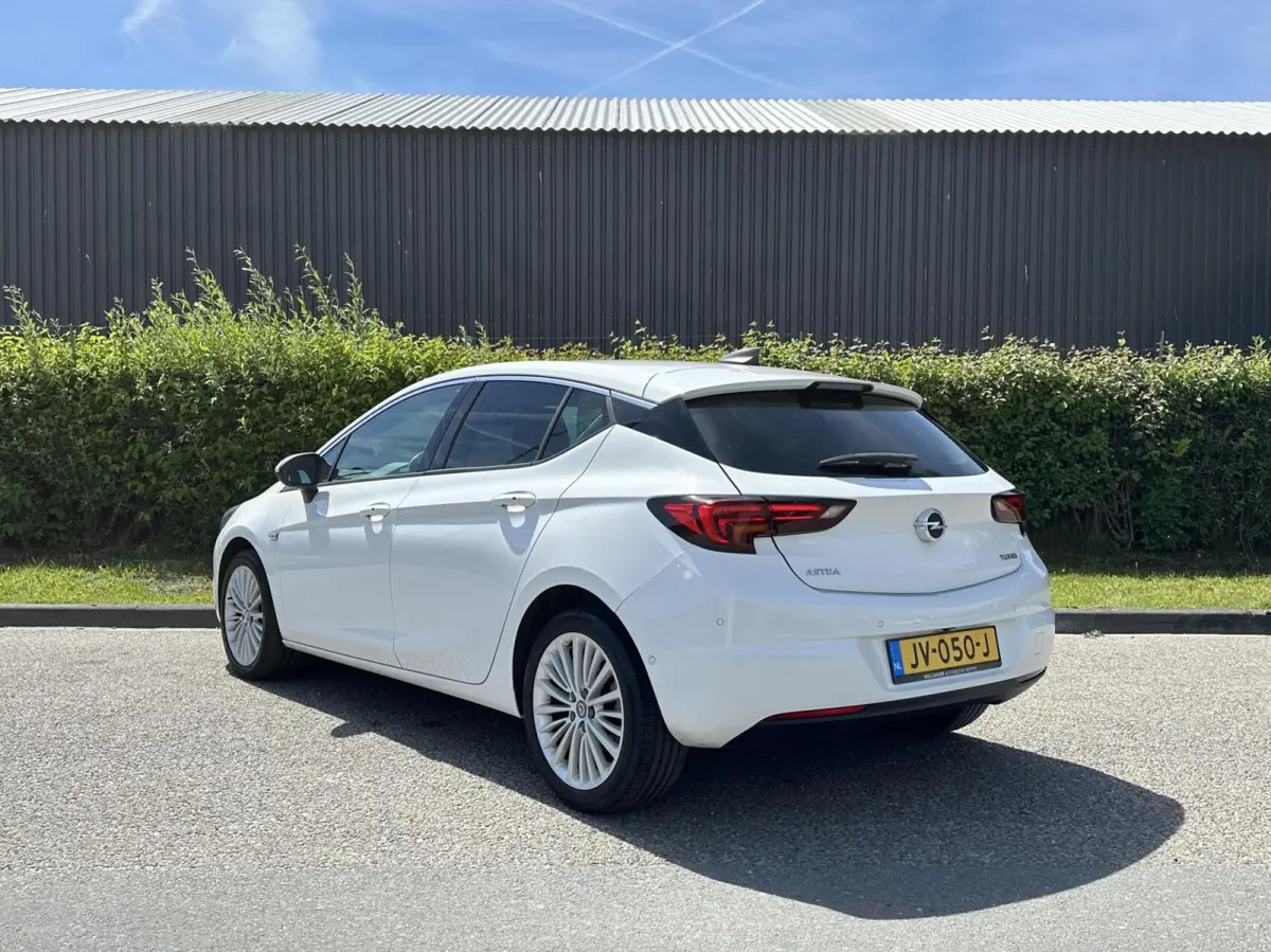 1.4 Innovation, Camera, PDC, Carplay, OpelEye etc