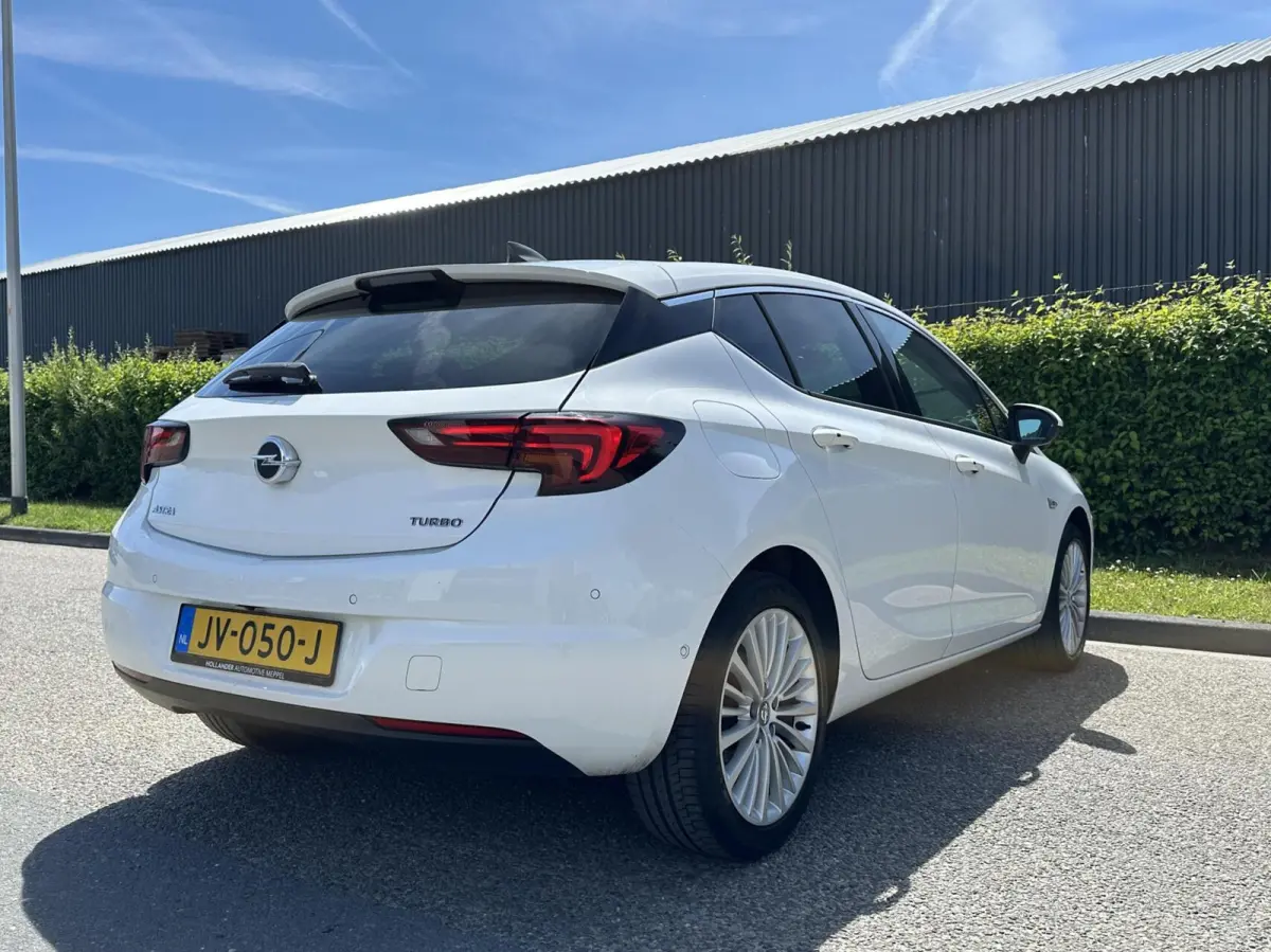 1.4 Innovation, Camera, PDC, Carplay, OpelEye etc