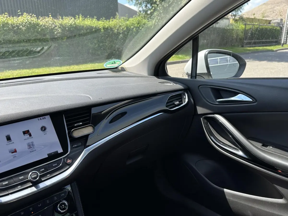 1.4 Innovation, Camera, PDC, Carplay, OpelEye etc