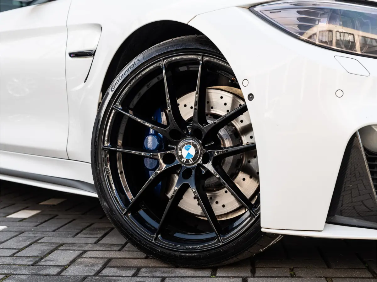 M4 500PK, Carbon pakket, Carplay, M Performance Uitlaat Systeem, HARMAN/KARDON