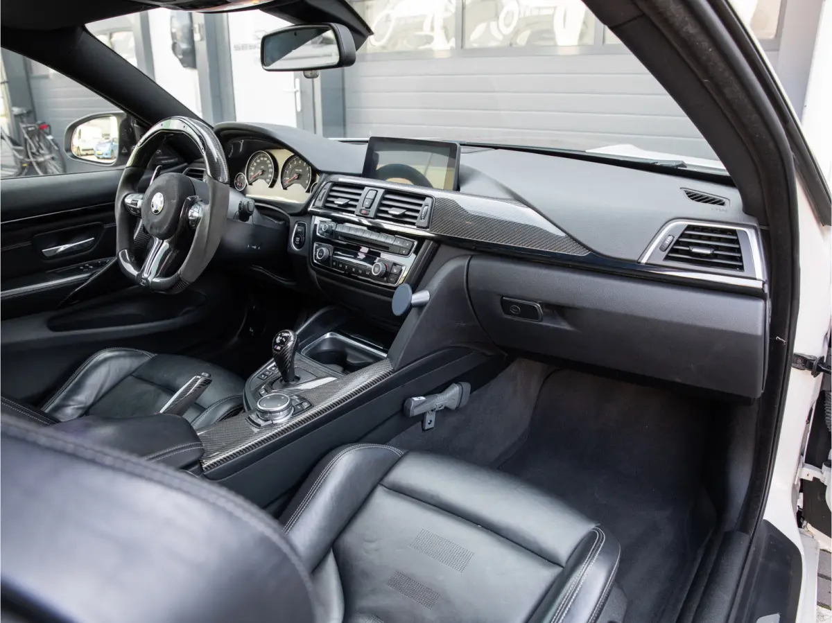 M4 500PK, Carbon pakket, Carplay, M Performance Uitlaat Systeem, HARMAN/KARDON