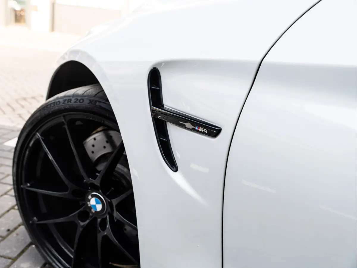 M4 500PK, Carbon pakket, Carplay, M Performance Uitlaat Systeem, HARMAN/KARDON