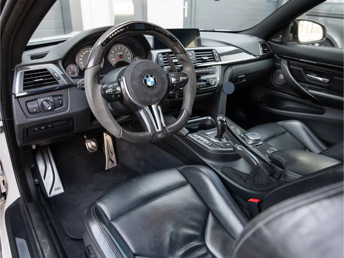 M4 500PK, Carbon pakket, Carplay, M Performance Uitlaat Systeem, HARMAN/KARDON