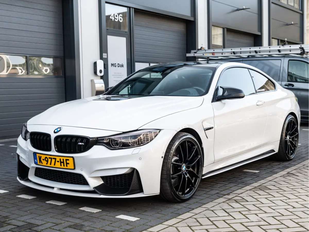 M4 500PK, Carbon pakket, Carplay, M Performance Uitlaat Systeem, HARMAN/KARDON