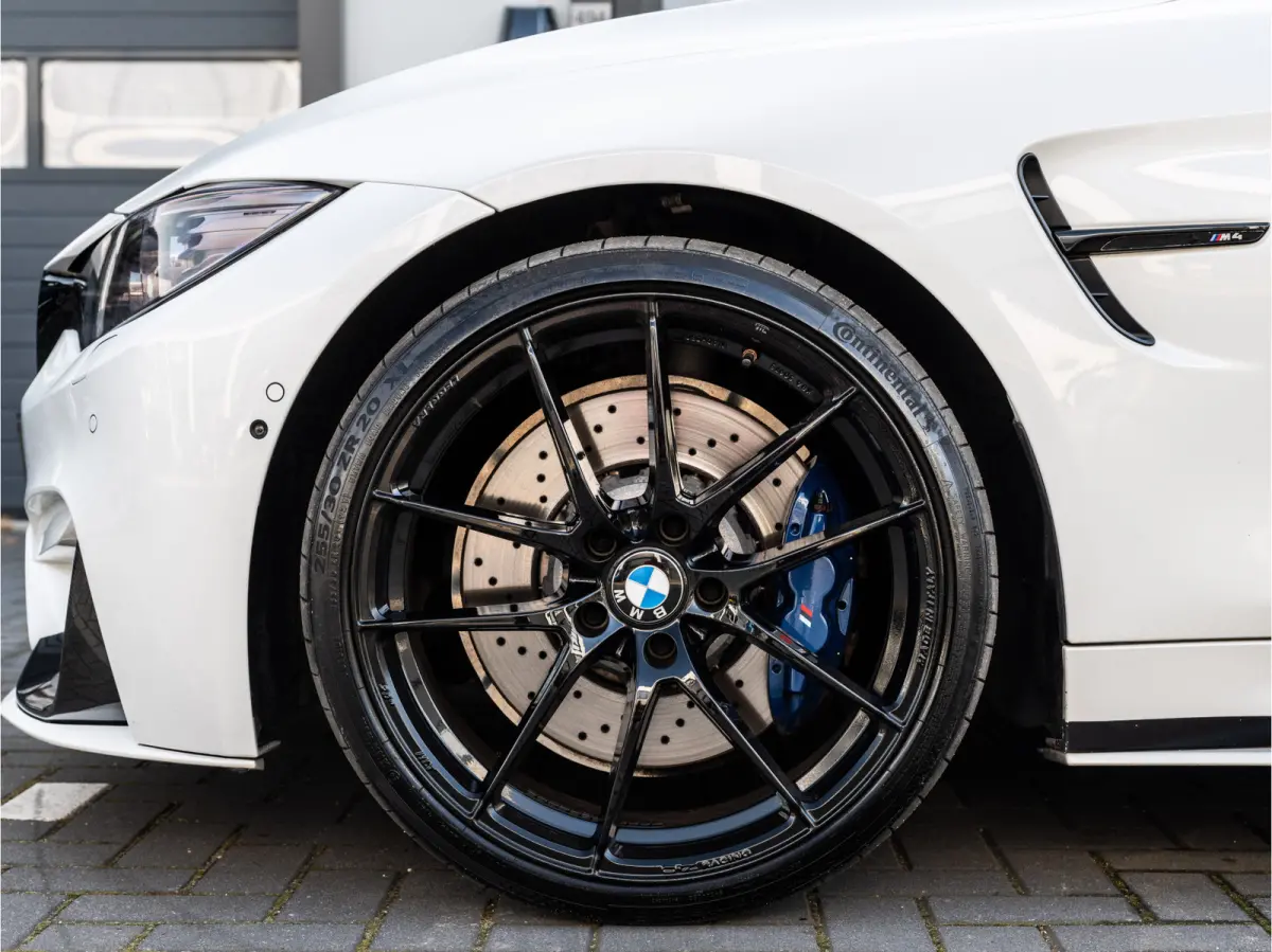 M4 500PK, Carbon pakket, Carplay, M Performance Uitlaat Systeem, HARMAN/KARDON