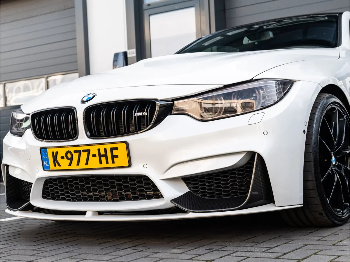 M4 500PK, Carbon pakket, Carplay, M Performance Uitlaat Systeem, HARMAN/KARDON