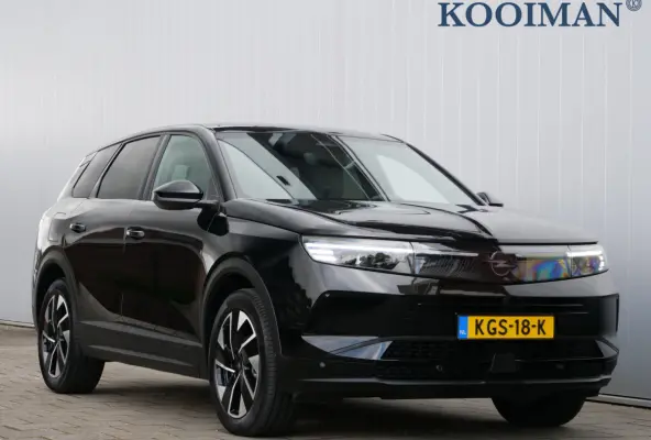 1.2 Turbo Hybrid GS 136 Pk Automaat Navi / DAB / Apple Carplay / Camera / Stoelverwarming