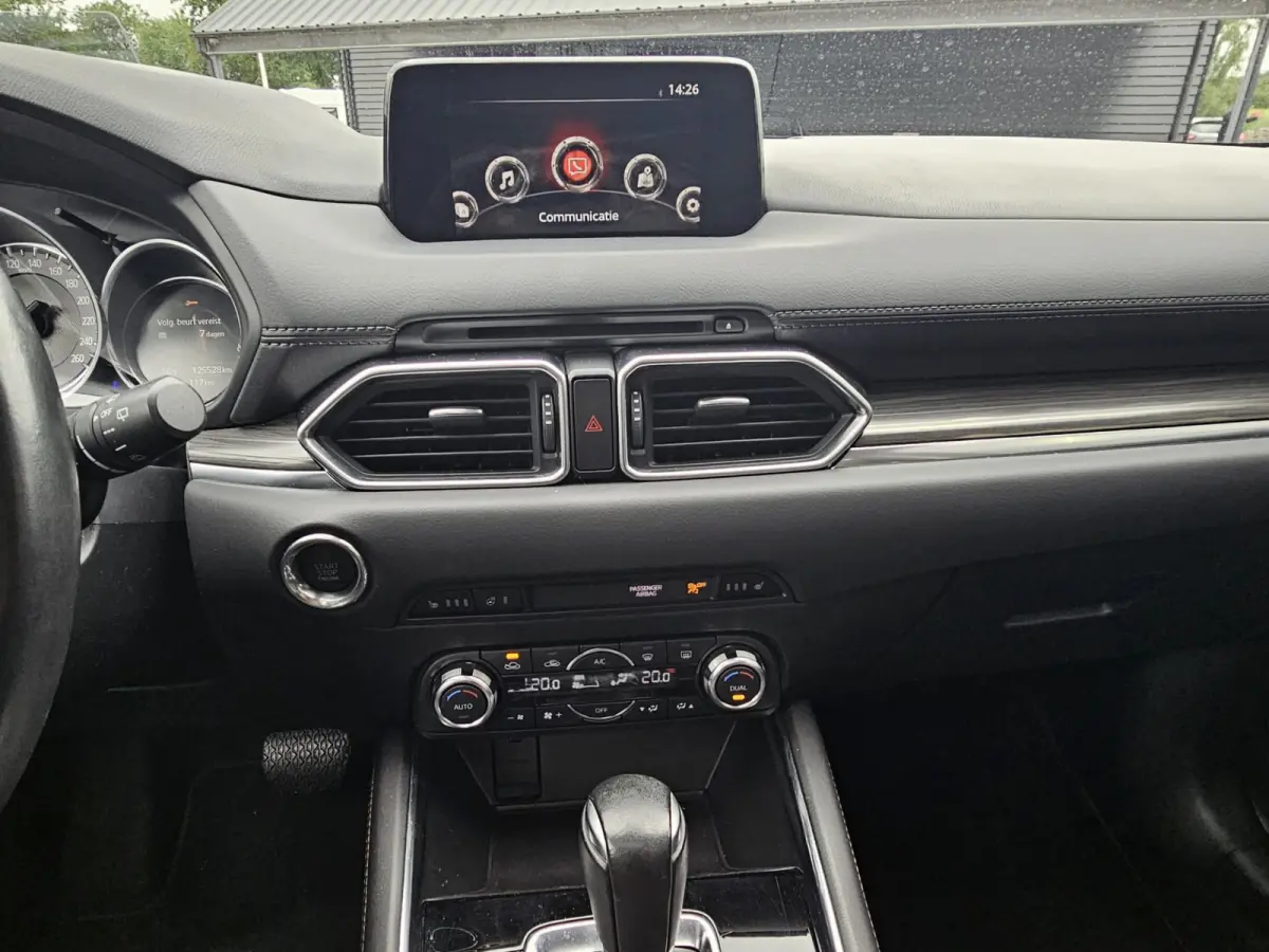 2.0 SkyActiv-G 160 GT-M 4WD | Automaat | Trekhaak | LED | Stuur & stoelverwarming | Leder | Schuif/kantel dak | HUD | Elek. achterklep | Elek. bestuurdersstoel + memory |