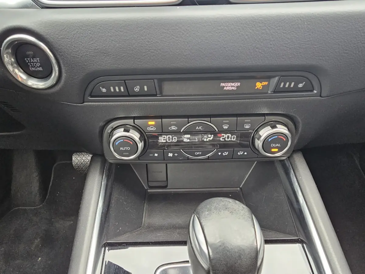 2.0 SkyActiv-G 160 GT-M 4WD | Automaat | Trekhaak | LED | Stuur & stoelverwarming | Leder | Schuif/kantel dak | HUD | Elek. achterklep | Elek. bestuurdersstoel + memory |
