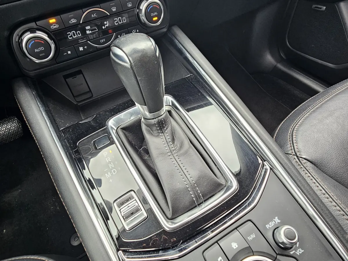2.0 SkyActiv-G 160 GT-M 4WD | Automaat | Trekhaak | LED | Stuur & stoelverwarming | Leder | Schuif/kantel dak | HUD | Elek. achterklep | Elek. bestuurdersstoel + memory |