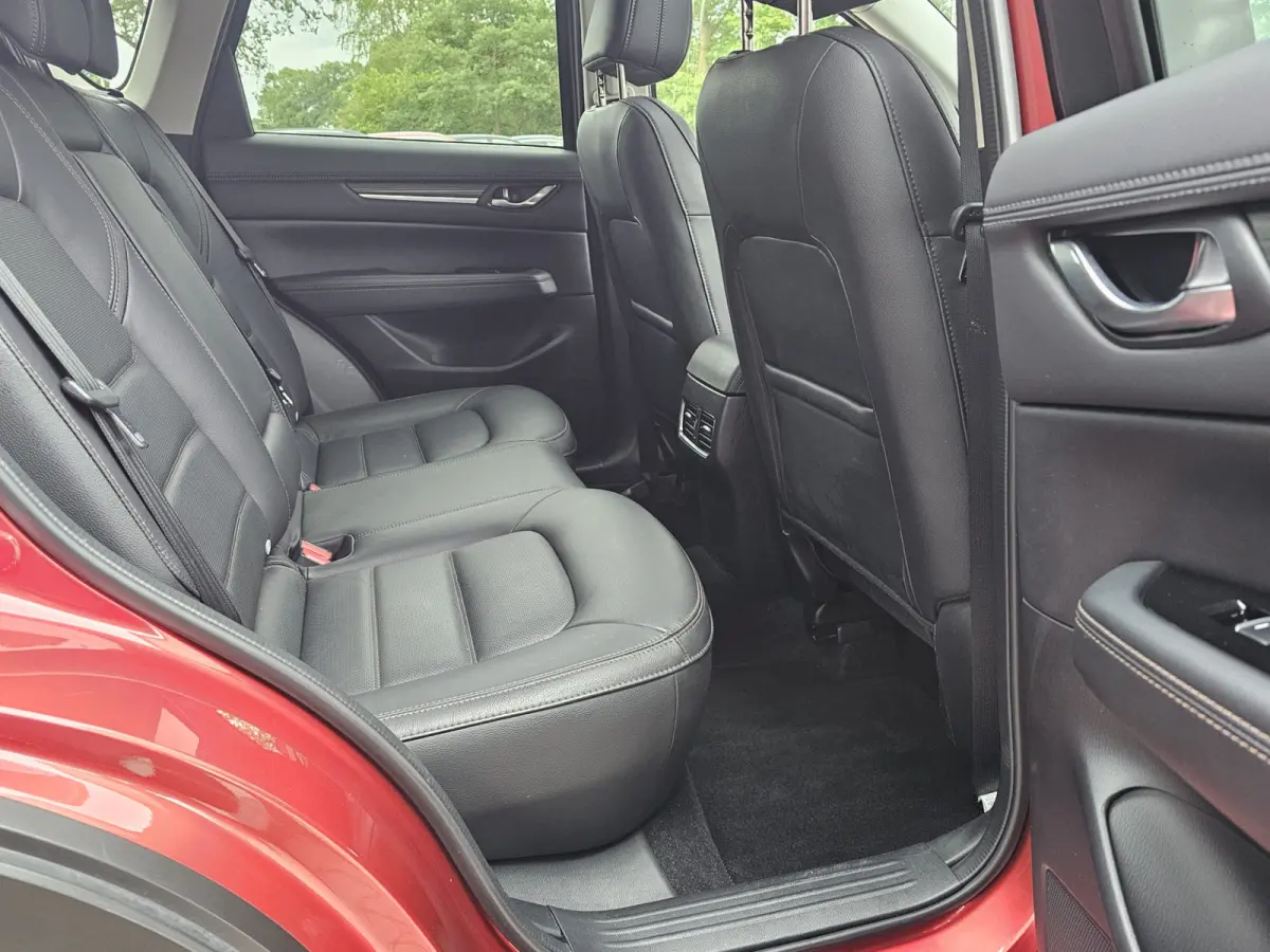 2.0 SkyActiv-G 160 GT-M 4WD | Automaat | Trekhaak | LED | Stuur & stoelverwarming | Leder | Schuif/kantel dak | HUD | Elek. achterklep | Elek. bestuurdersstoel + memory |