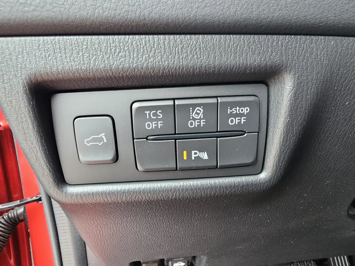 2.0 SkyActiv-G 160 GT-M 4WD | Automaat | Trekhaak | LED | Stuur & stoelverwarming | Leder | Schuif/kantel dak | HUD | Elek. achterklep | Elek. bestuurdersstoel + memory |
