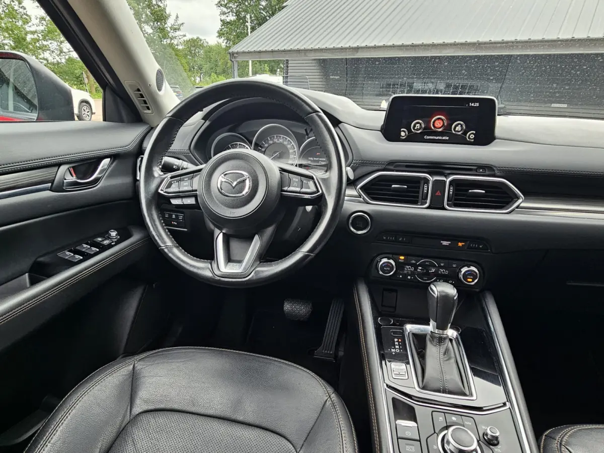 2.0 SkyActiv-G 160 GT-M 4WD | Automaat | Trekhaak | LED | Stuur & stoelverwarming | Leder | Schuif/kantel dak | HUD | Elek. achterklep | Elek. bestuurdersstoel + memory |
