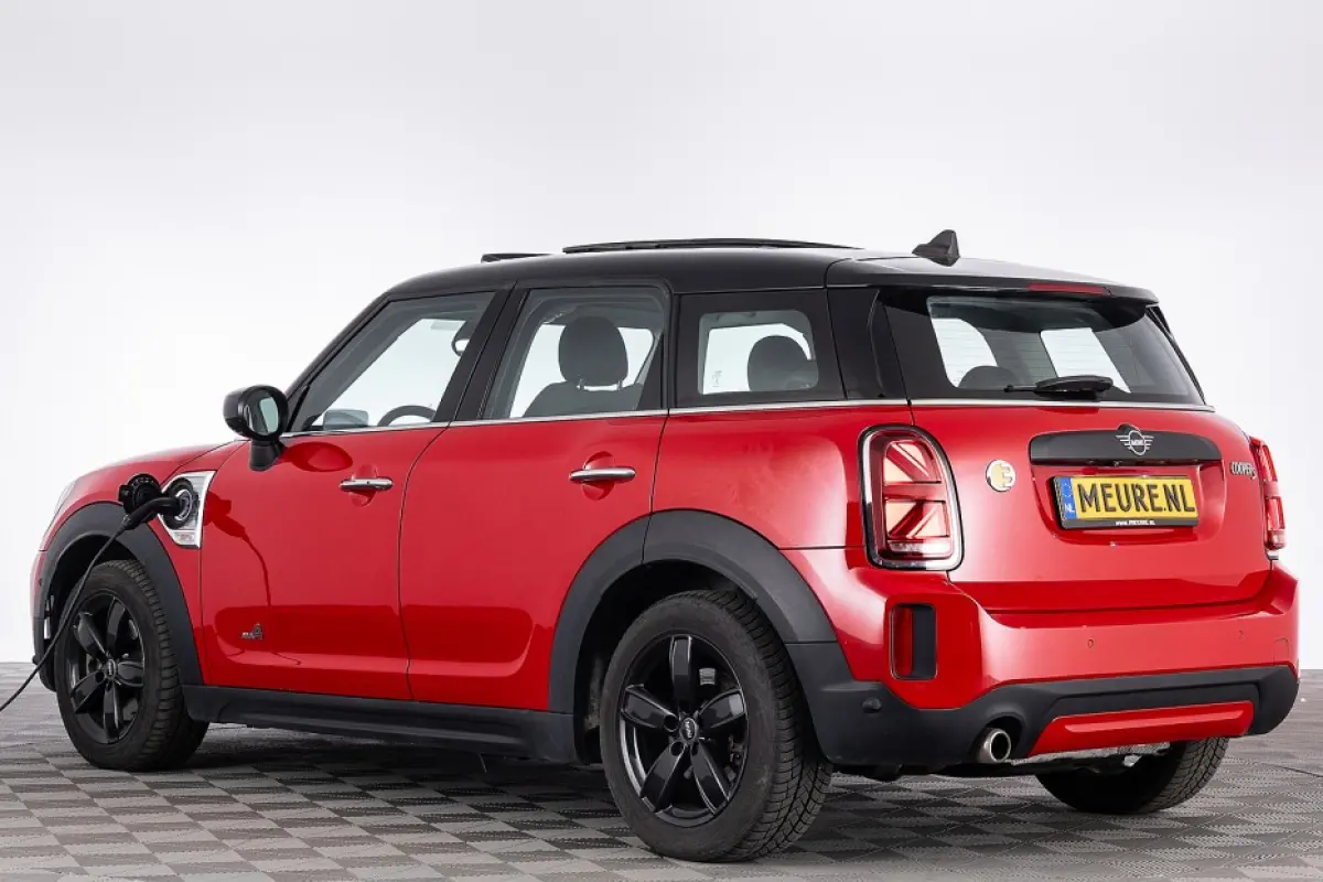 1.5 Cooper ALL4 | PANORAMADAK | ½ LEDER | harman/kardon | Head-Up | NAVI | ECC | PHEV