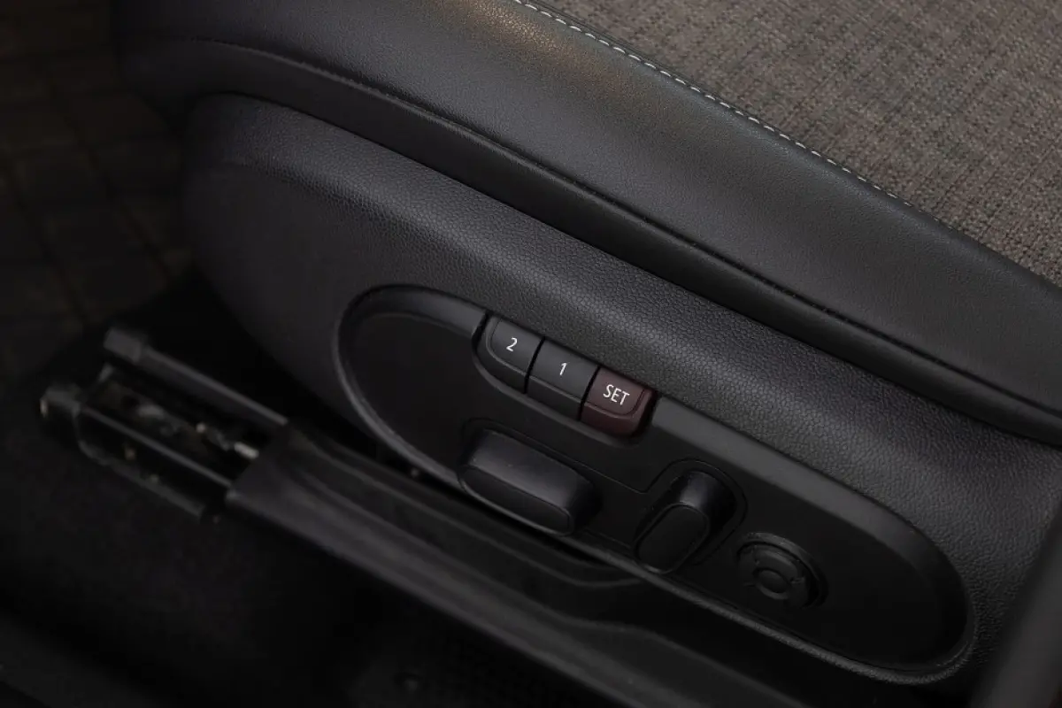 1.5 Cooper ALL4 | PANORAMADAK | ½ LEDER | harman/kardon | Head-Up | NAVI | ECC | PHEV