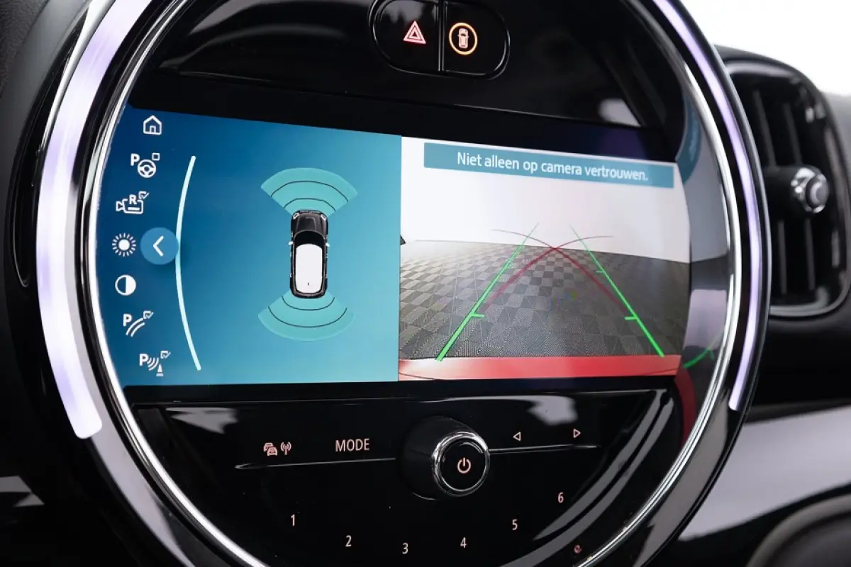 1.5 Cooper ALL4 | PANORAMADAK | ½ LEDER | harman/kardon | Head-Up | NAVI | ECC | PHEV