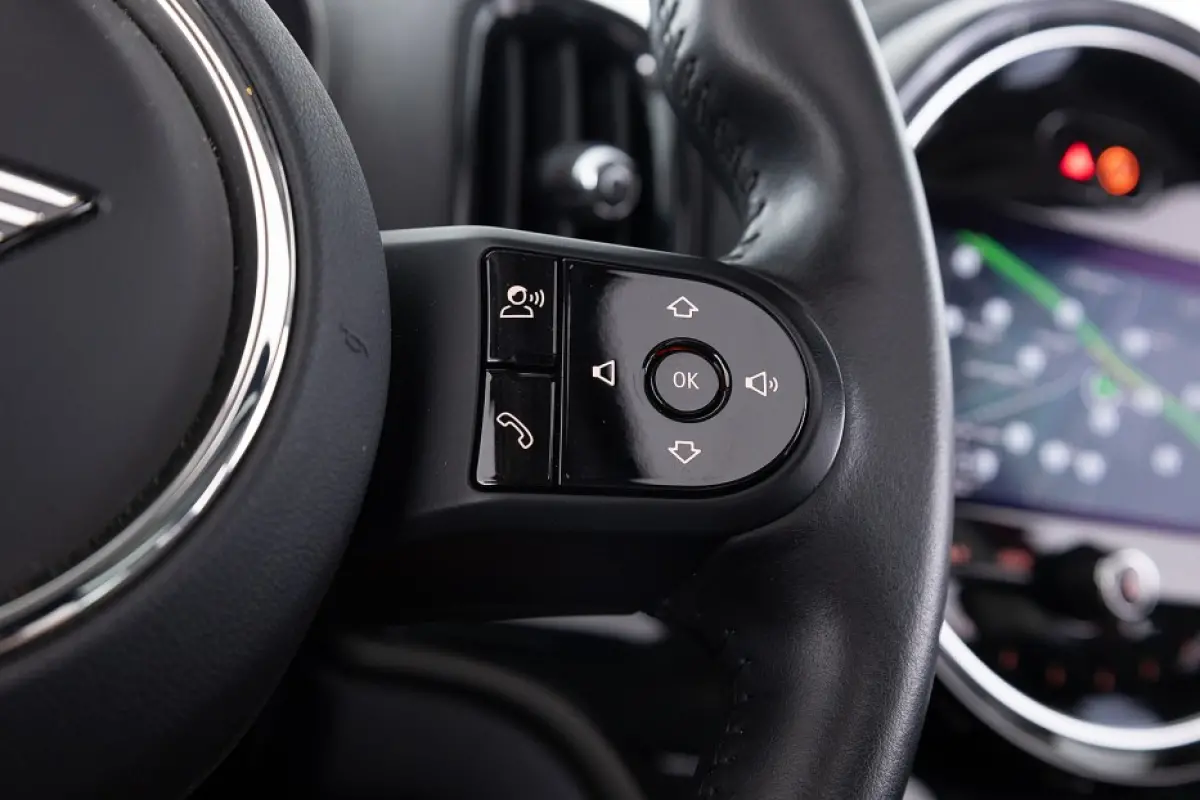 1.5 Cooper ALL4 | PANORAMADAK | ½ LEDER | harman/kardon | Head-Up | NAVI | ECC | PHEV